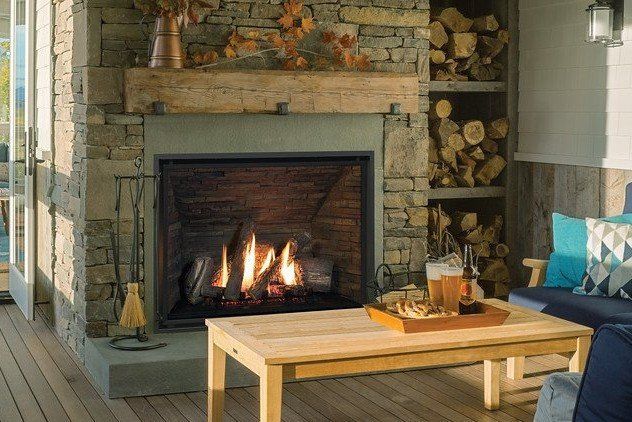 GAS FIREPLACE