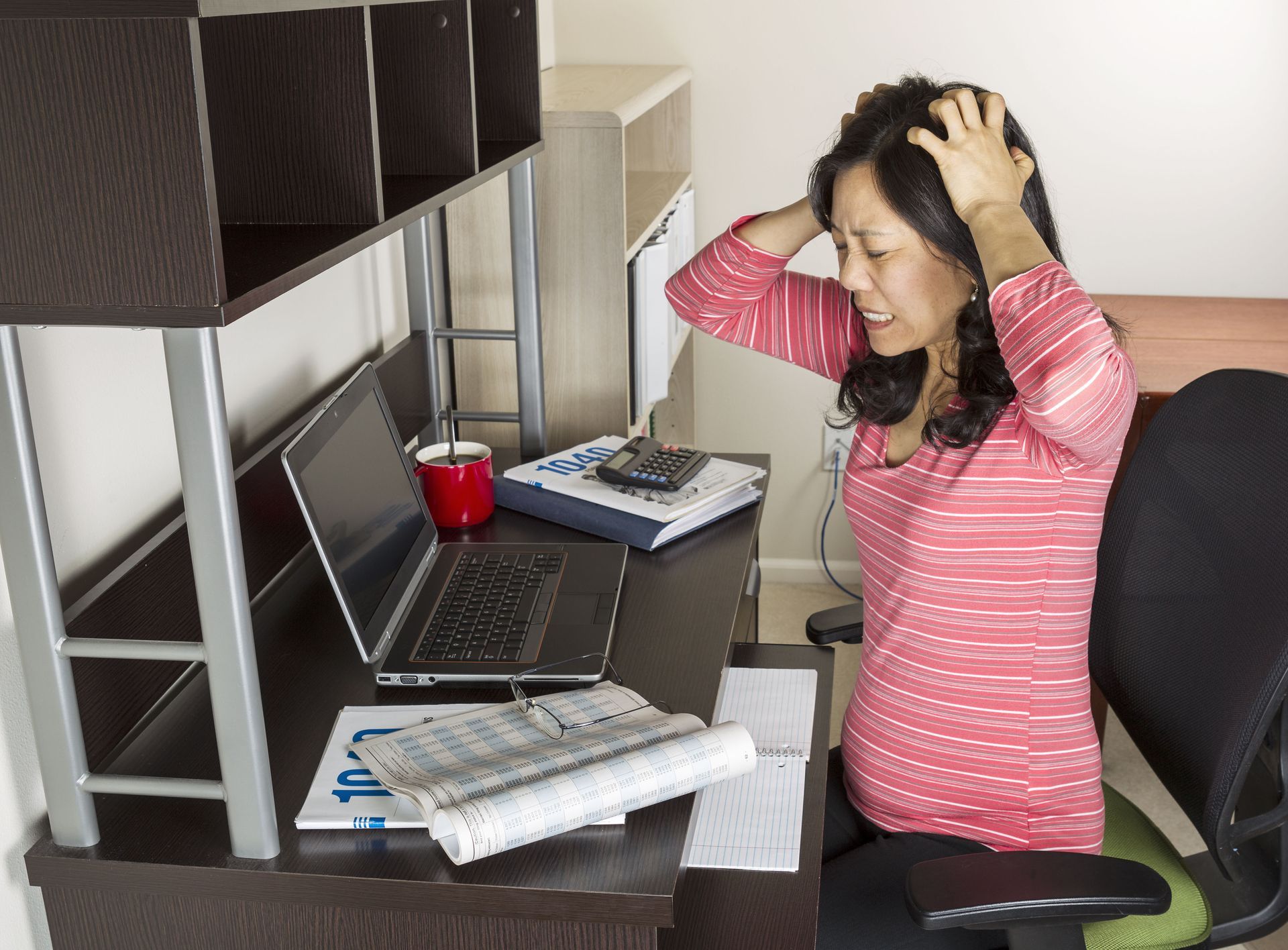 Should You Use Digital Or In-Person Tax Services