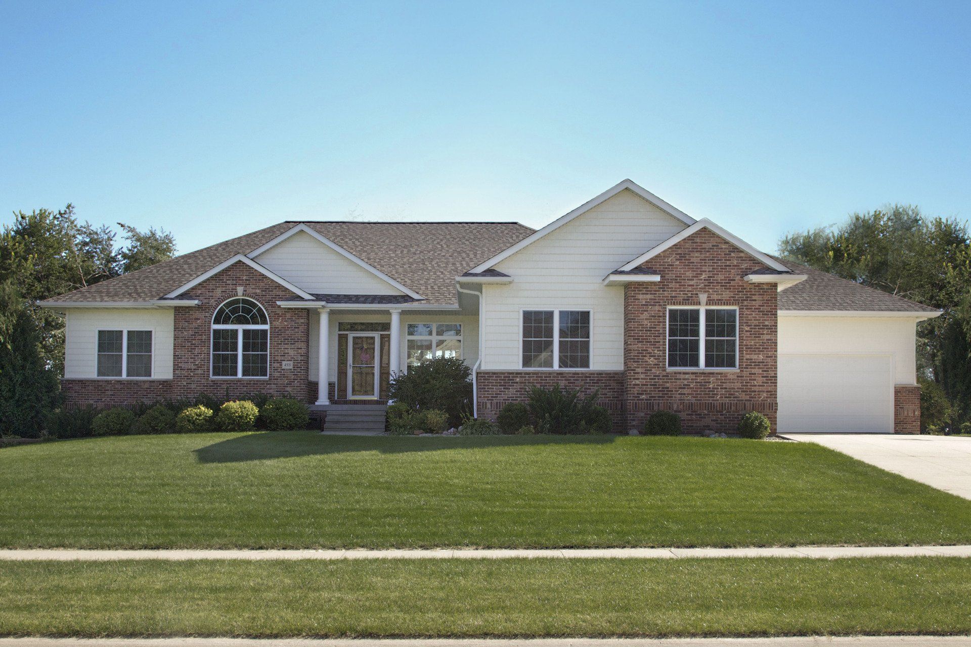 455 Cypress Ct