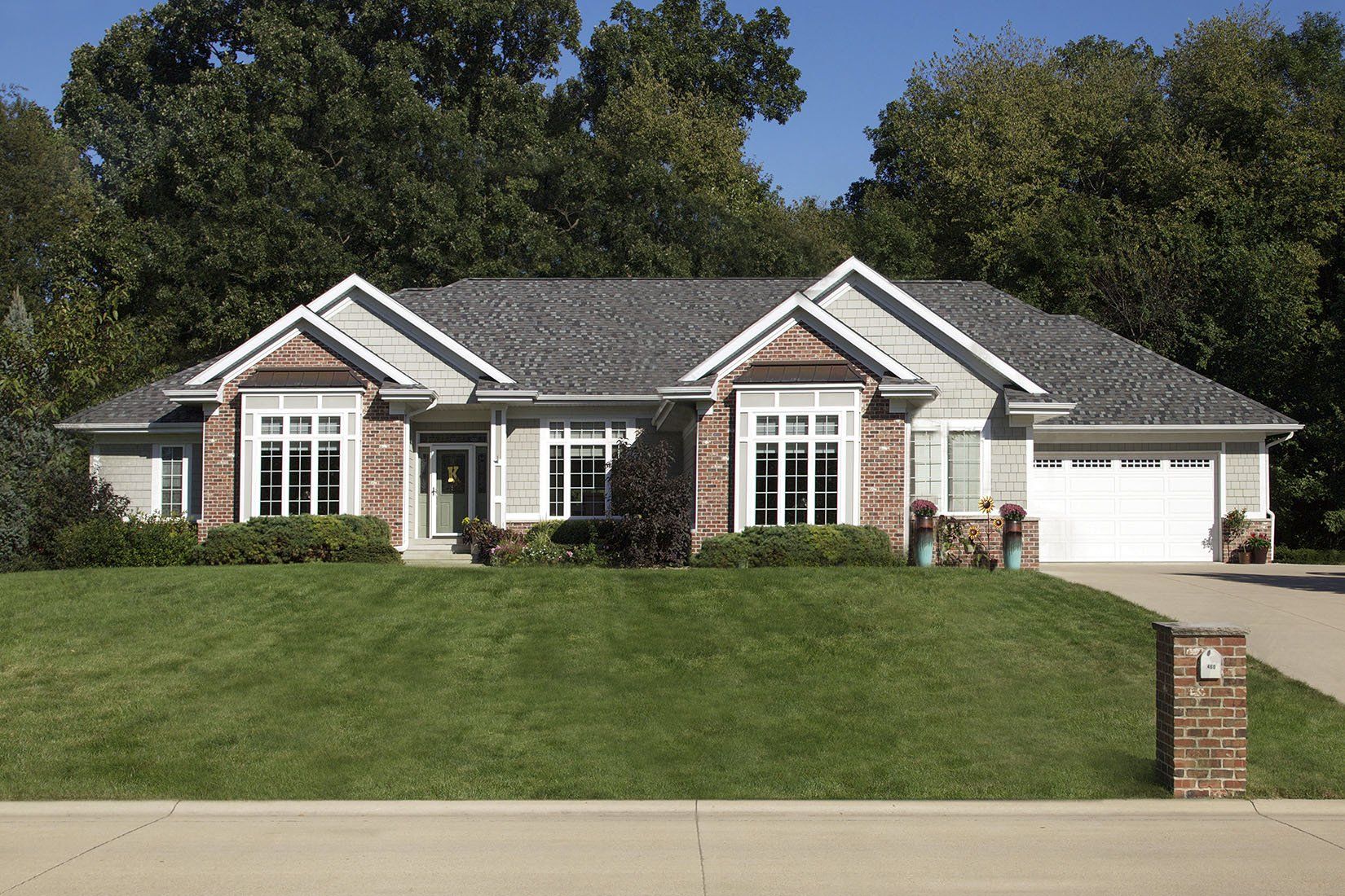 460 Evergreen Ln
