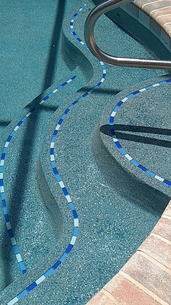 Swimming pool cleaning