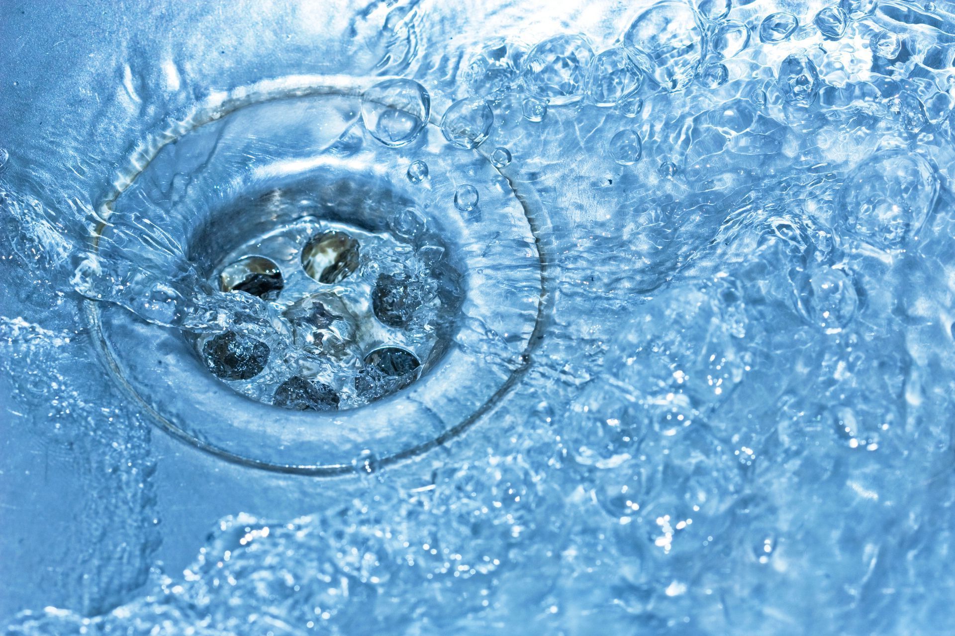 Why You Should Choose Local Plumbers