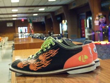 Bowling shoes