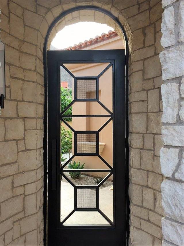 Doors / Gates