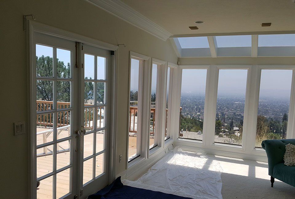 Residential glass window