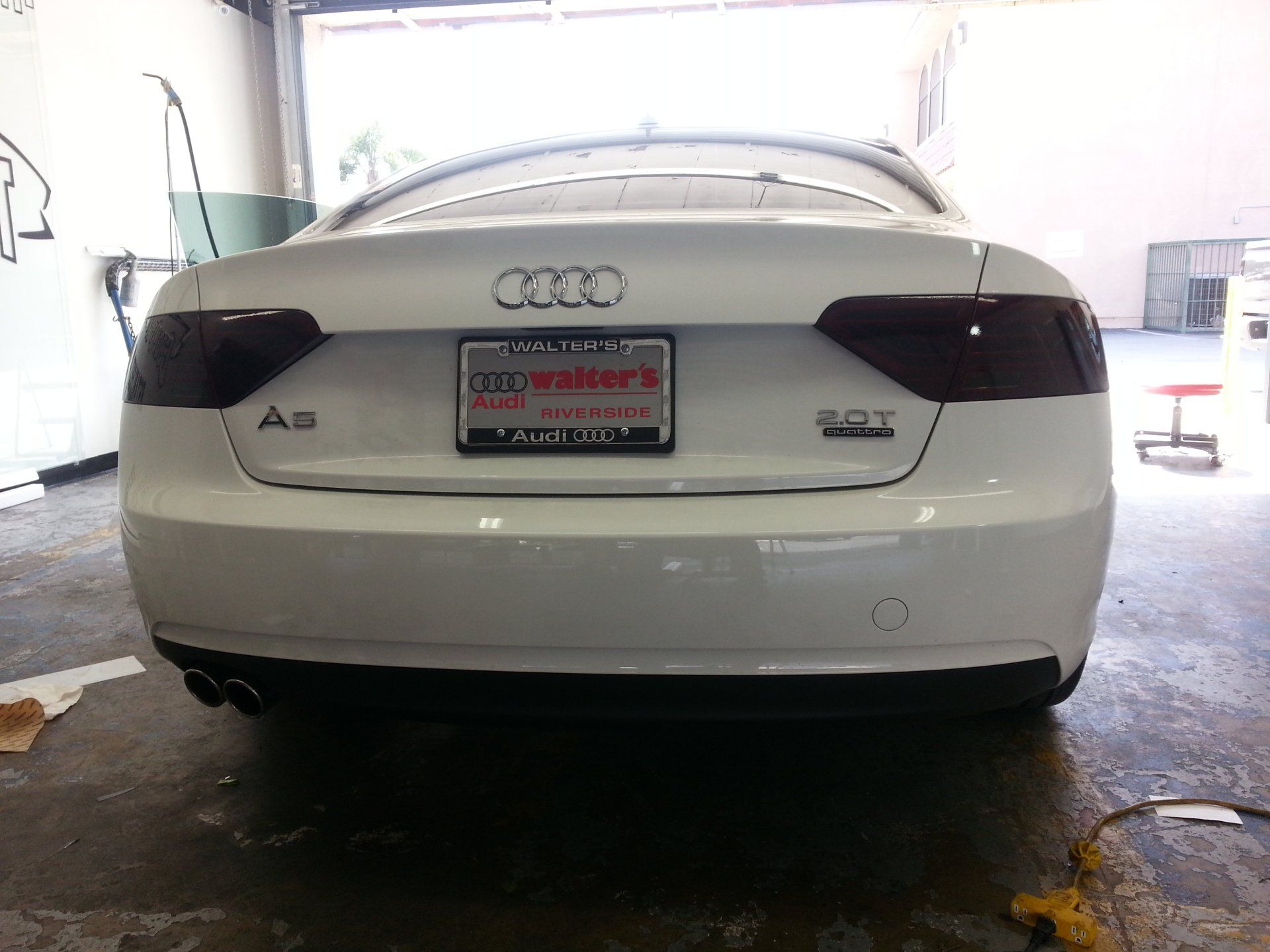 After tail light tint