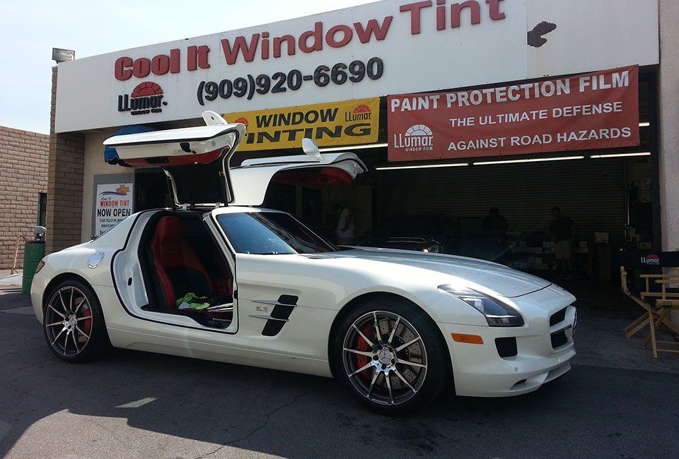 Auto tint