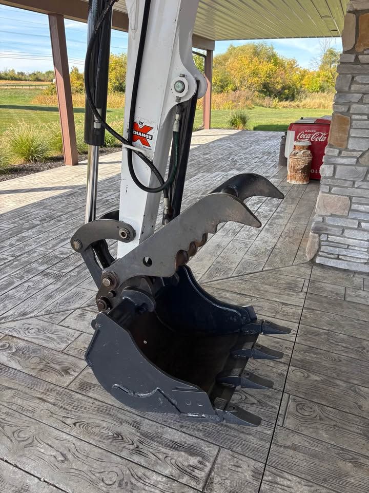 2017 angle blade bobcat e35 excavator