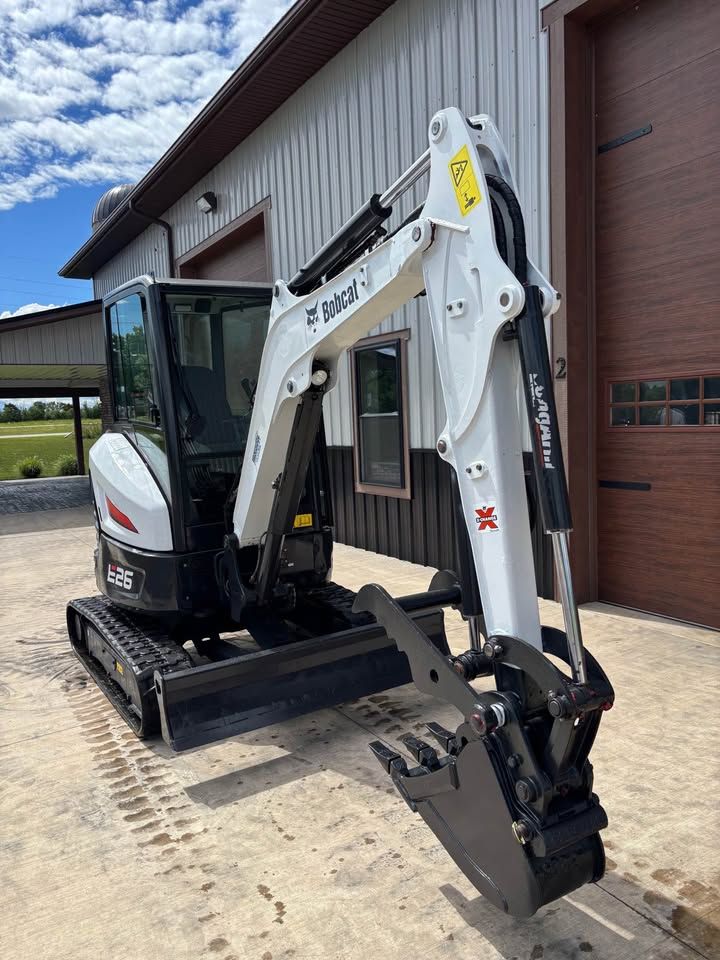 2020 bobcat e26 excavator
