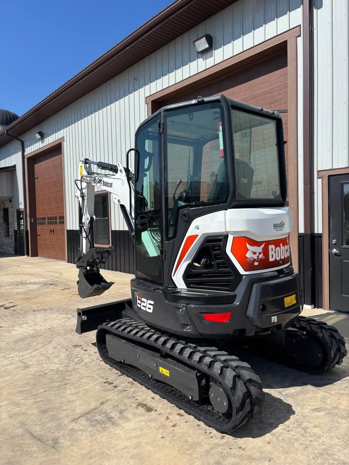 2022 bobcat e26 excavator