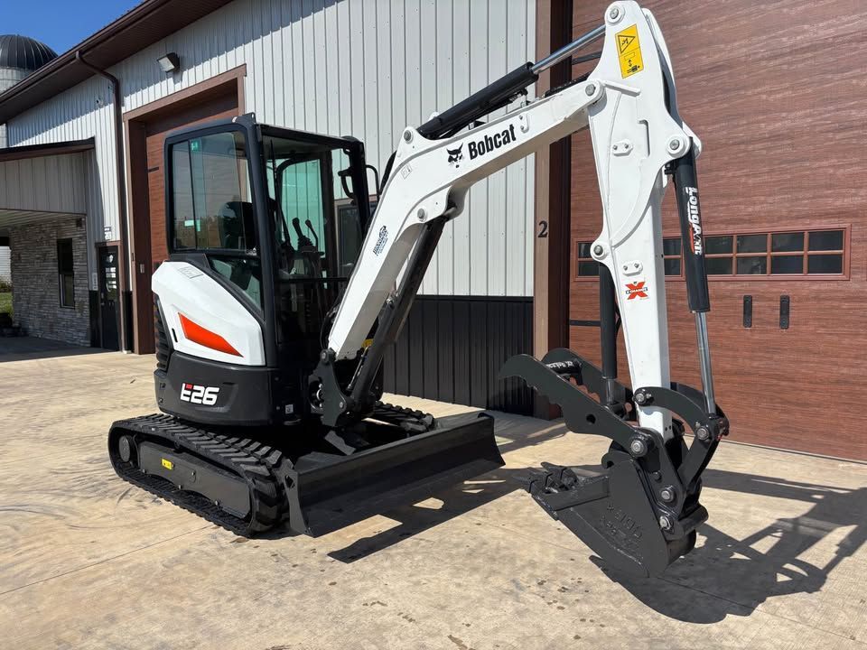 2022 bobcat e26 excavator
