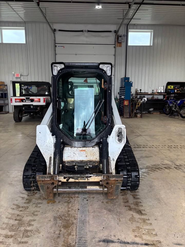 2018 bobcat t595 skid steer