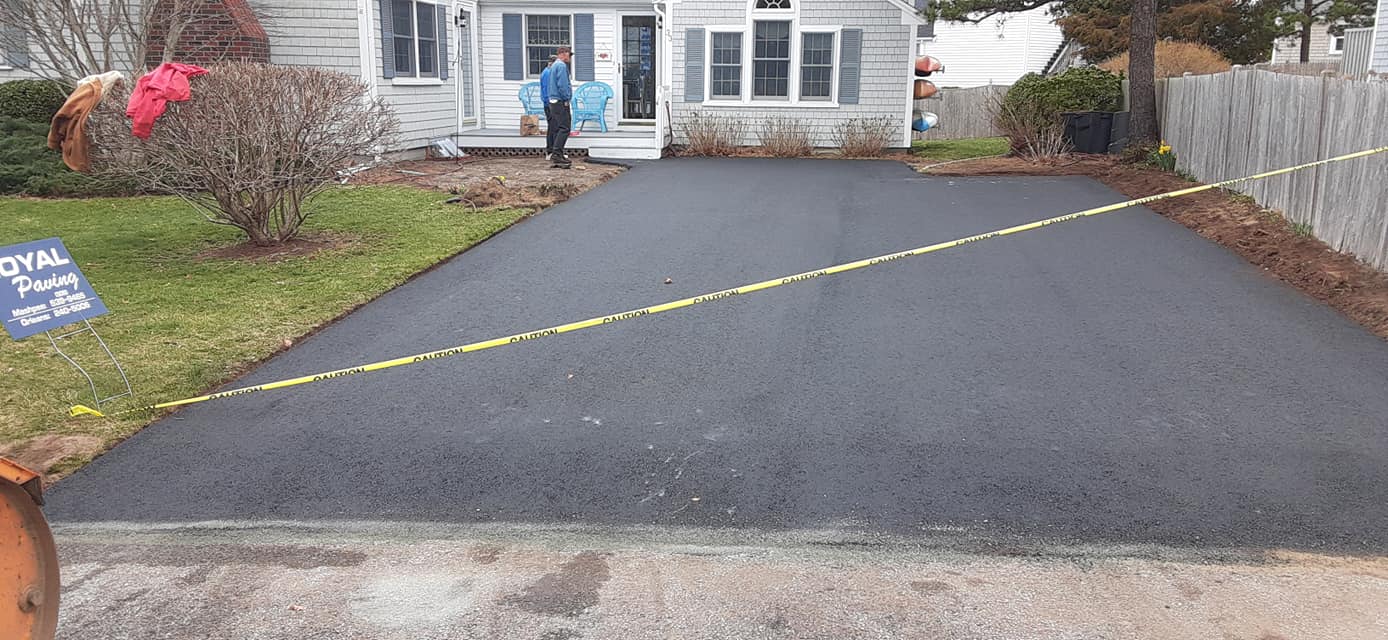 Residential asphalt driveway