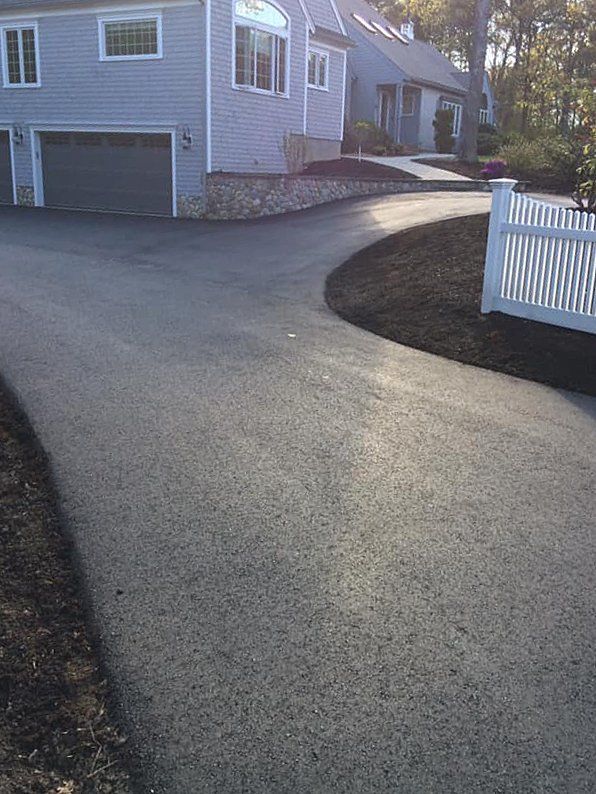 Residential asphalt driveway