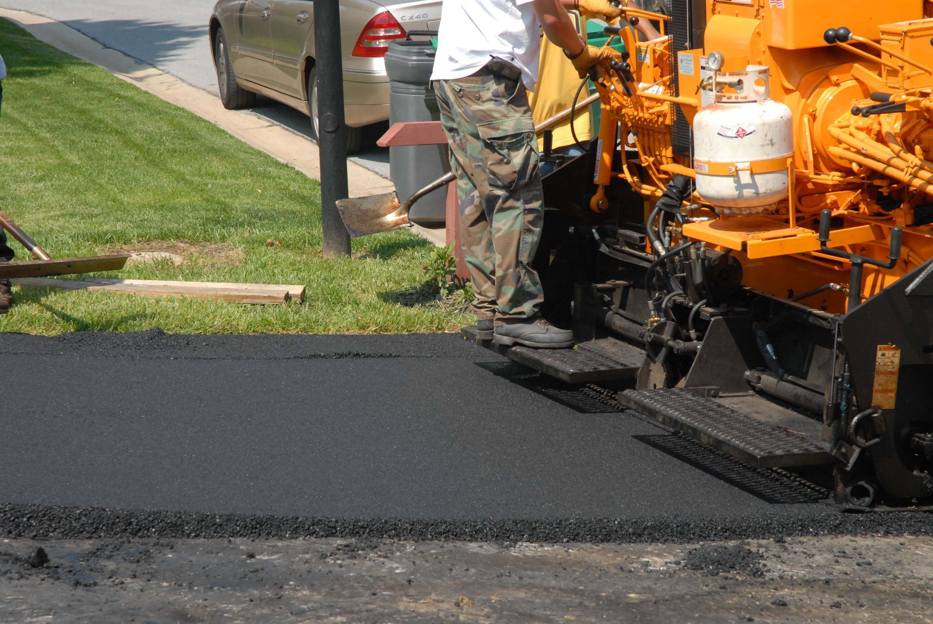 driveway paving company