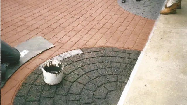 Decorative asphalt paving