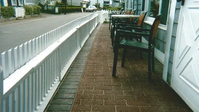 Decorative asphalt paving