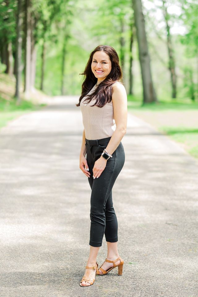 About Momentum Couples & Family Therapy Hanna Lent | Uniontown