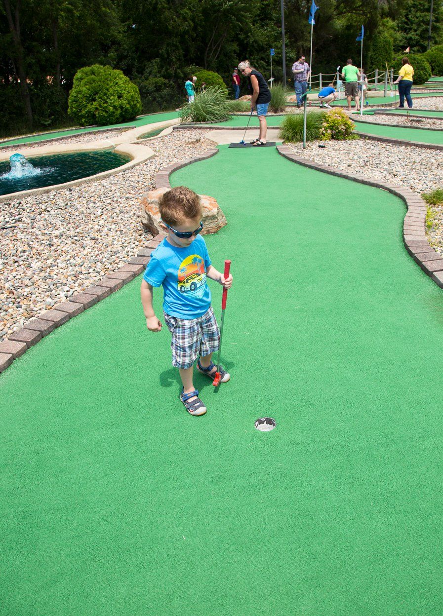 miniature golf figures