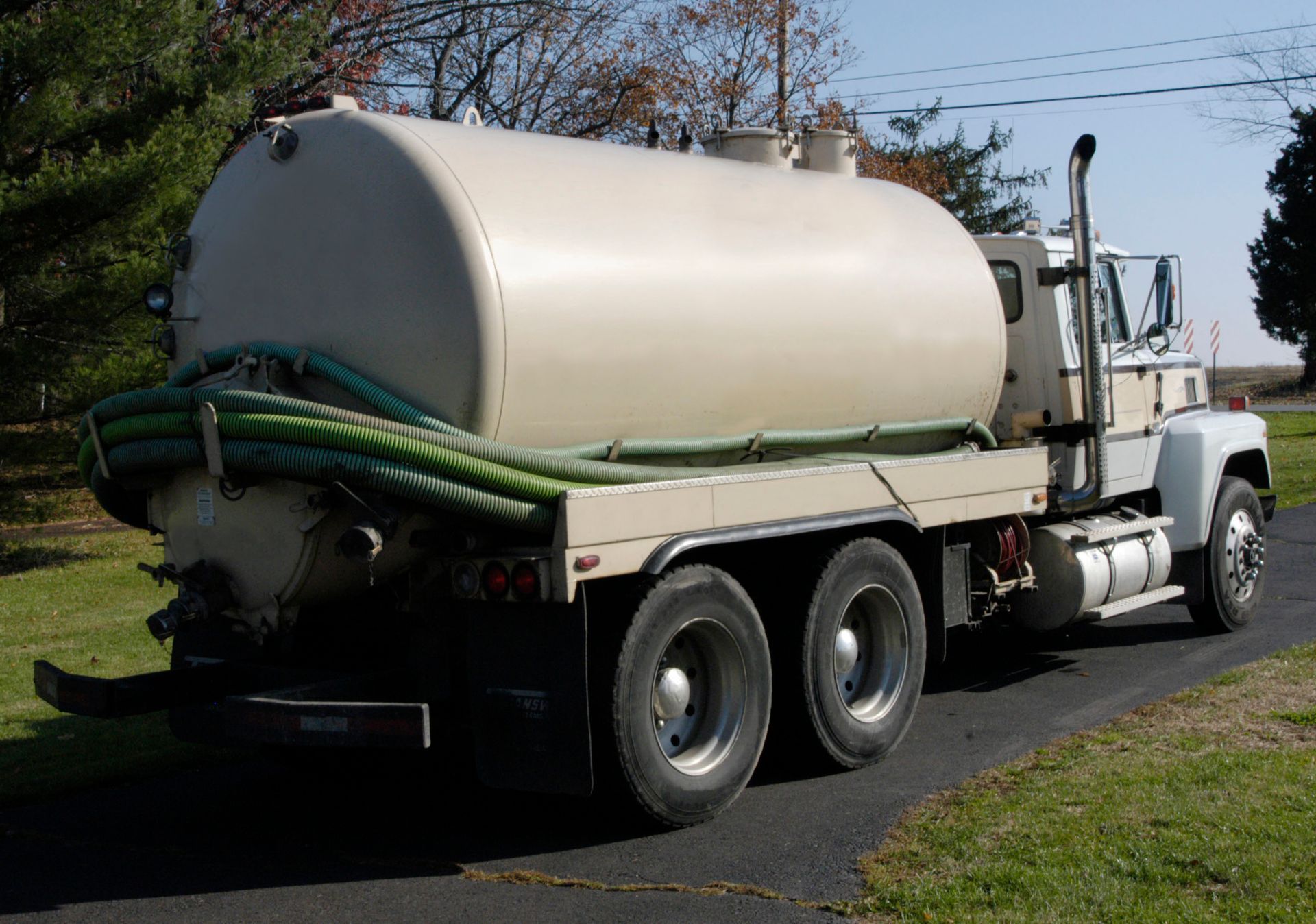 septic pumping services