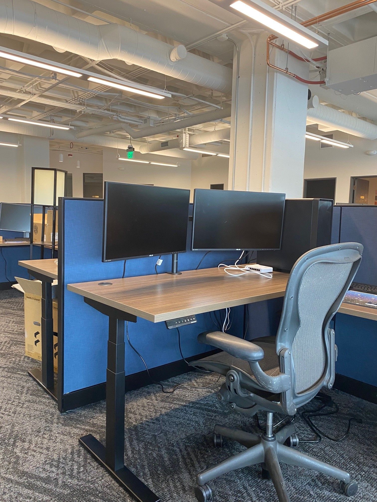 Office computer and chair