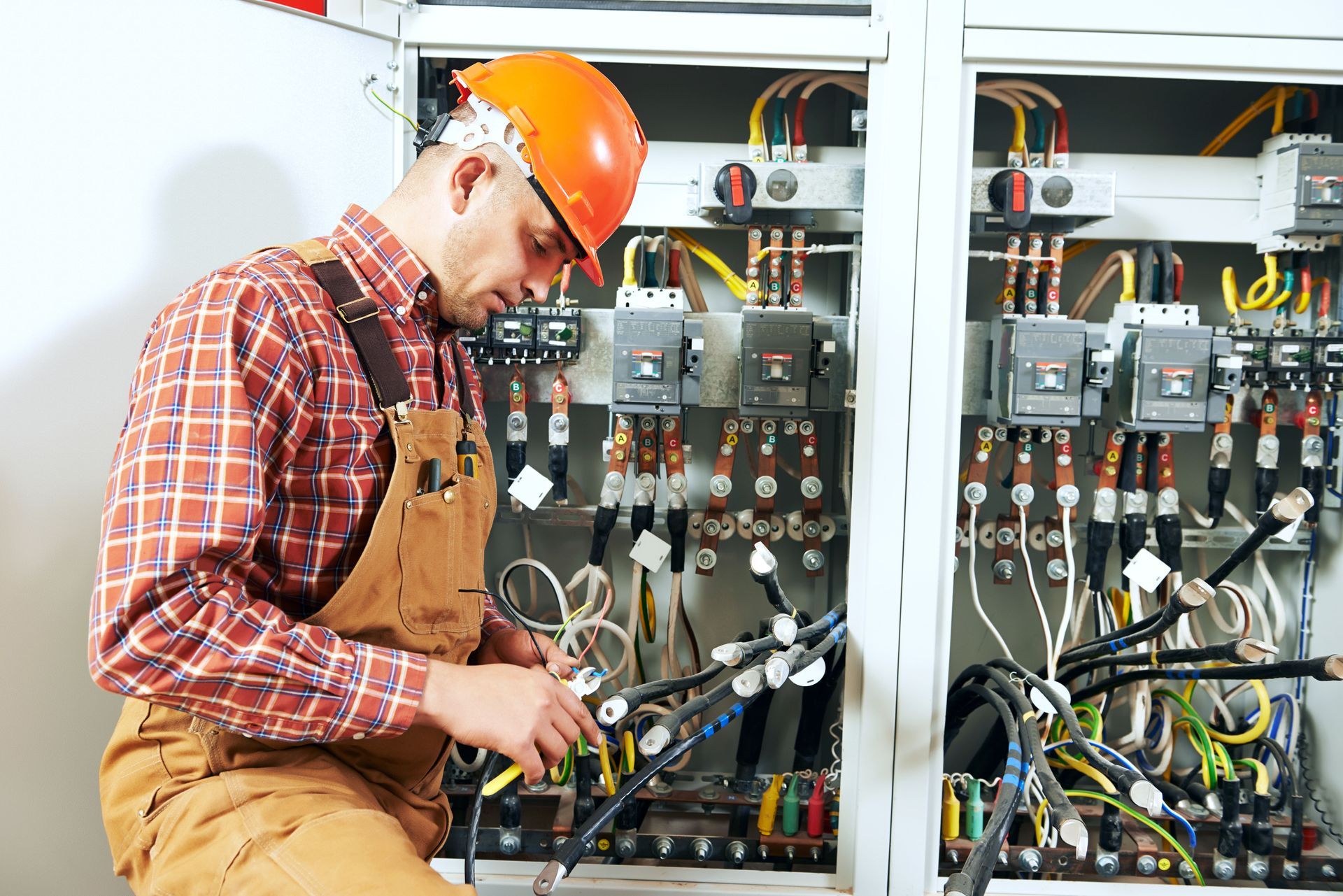 industrial electrical contractors