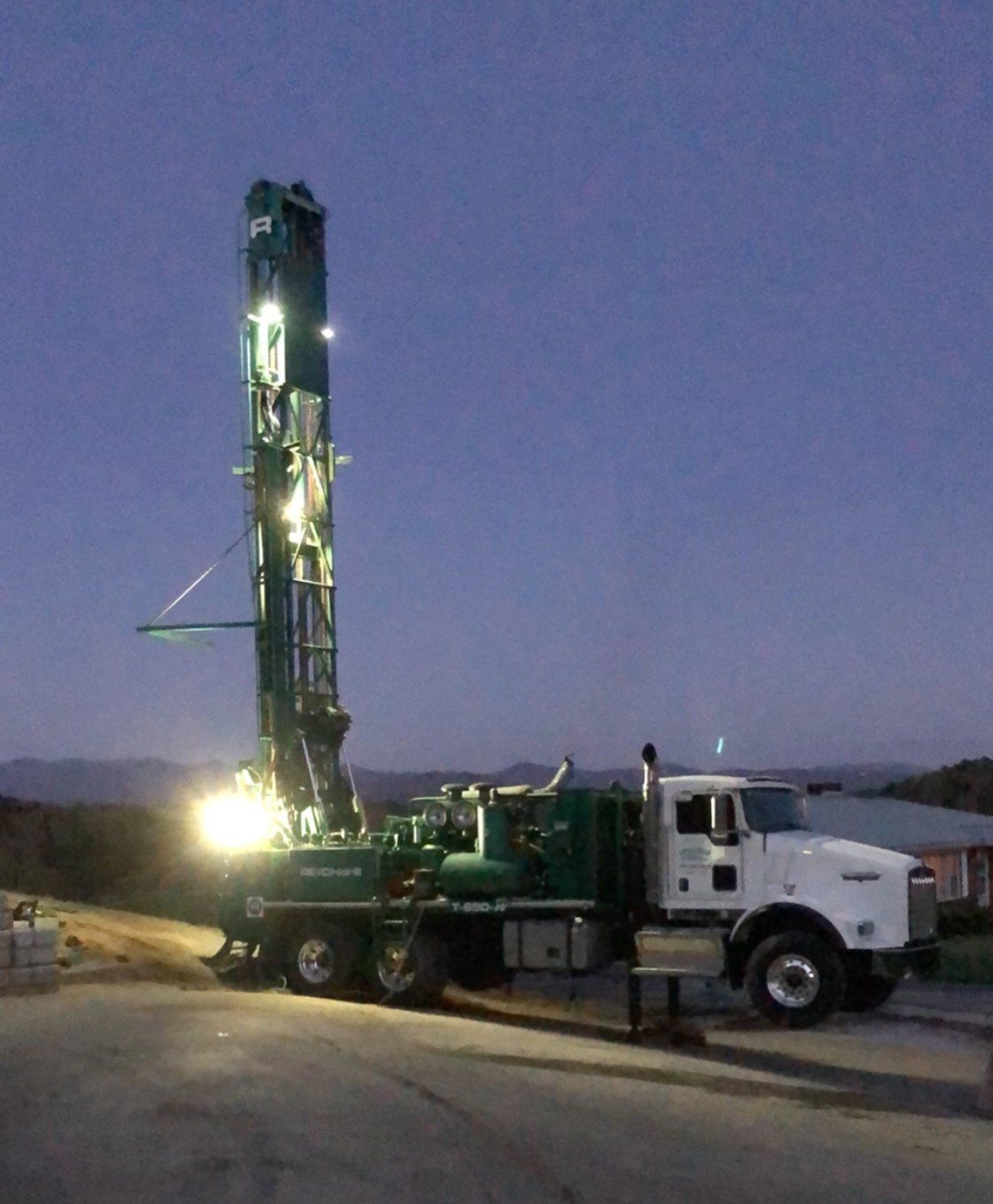 Well drilling service