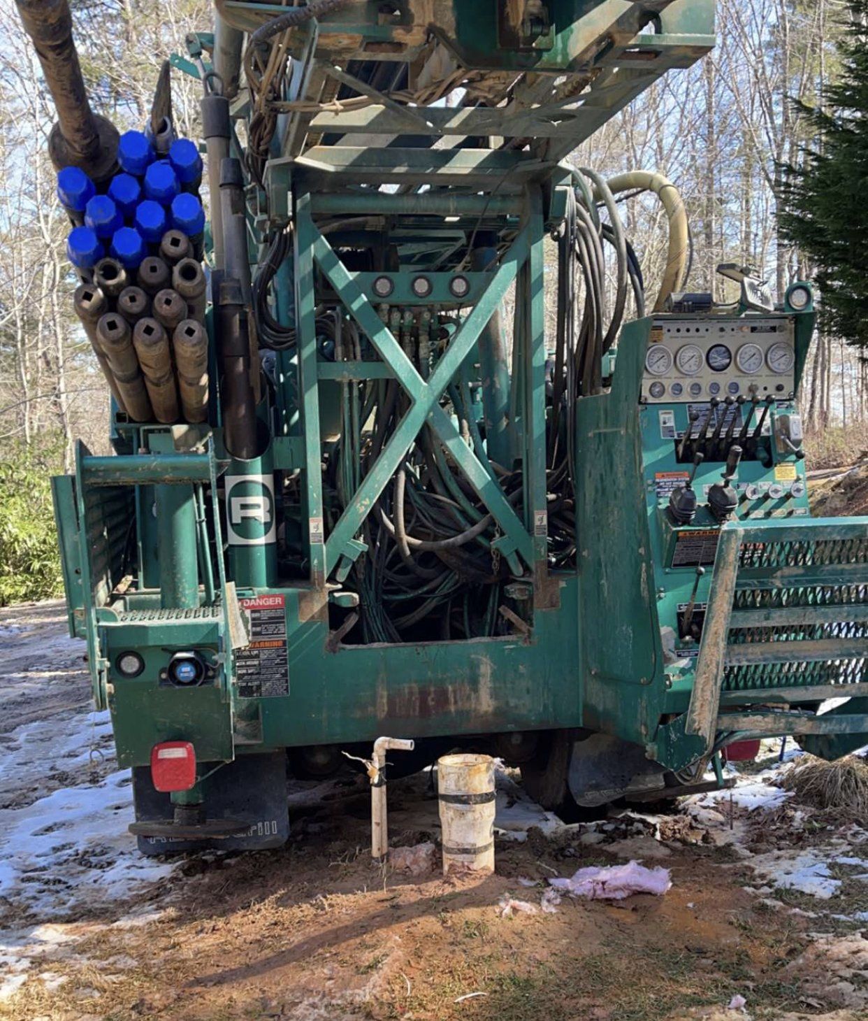 Well drilling service