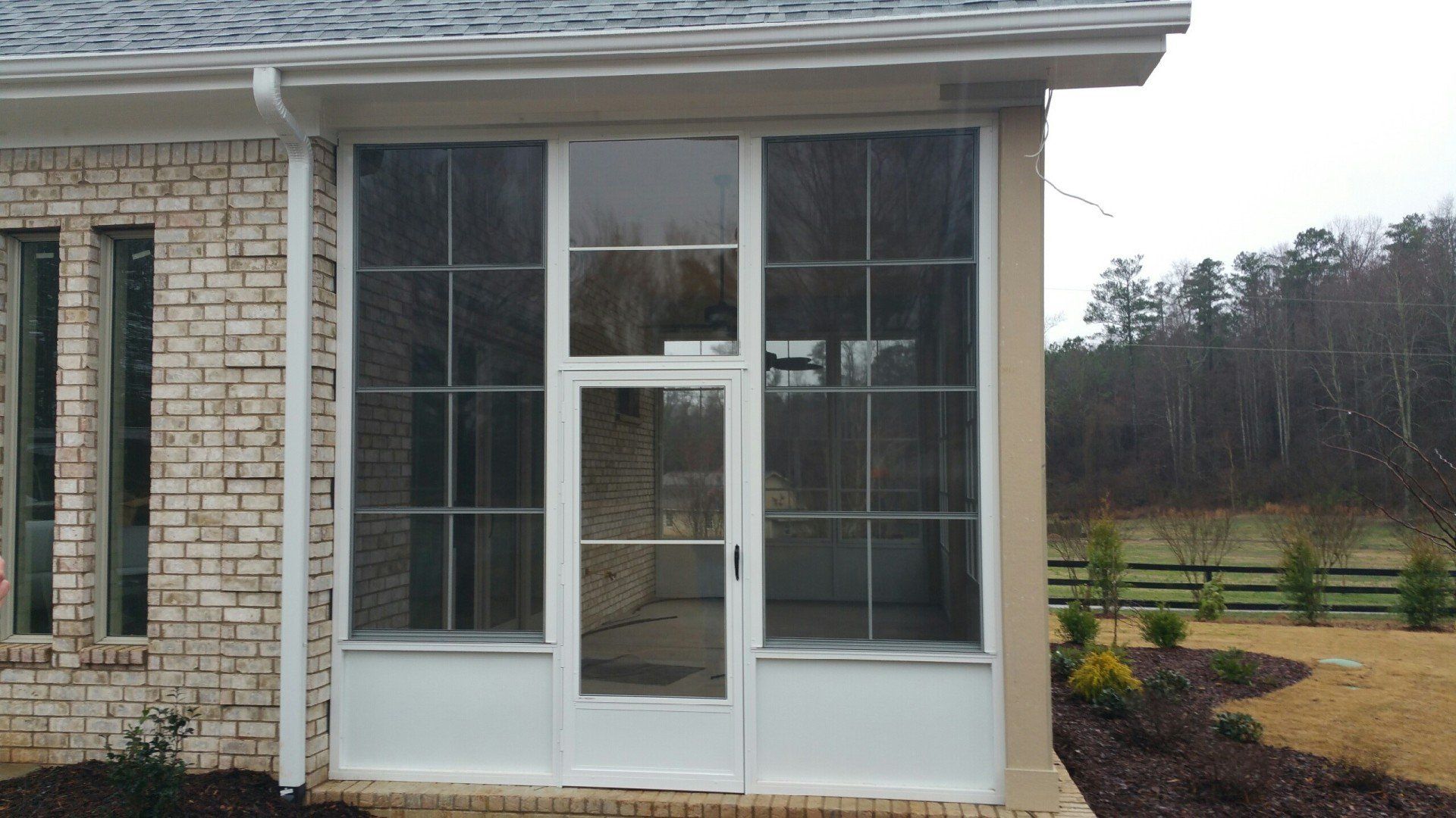 EZE-Breeze Vinyl Enclosures Rooms