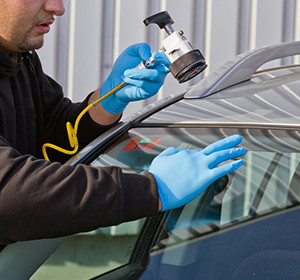 auto windshield repair