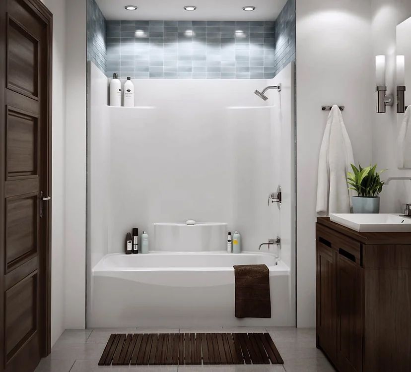 A bathroom with a bathtub and a sink