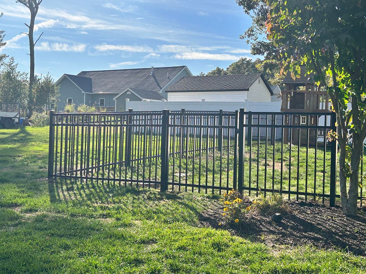 aluminum fence
