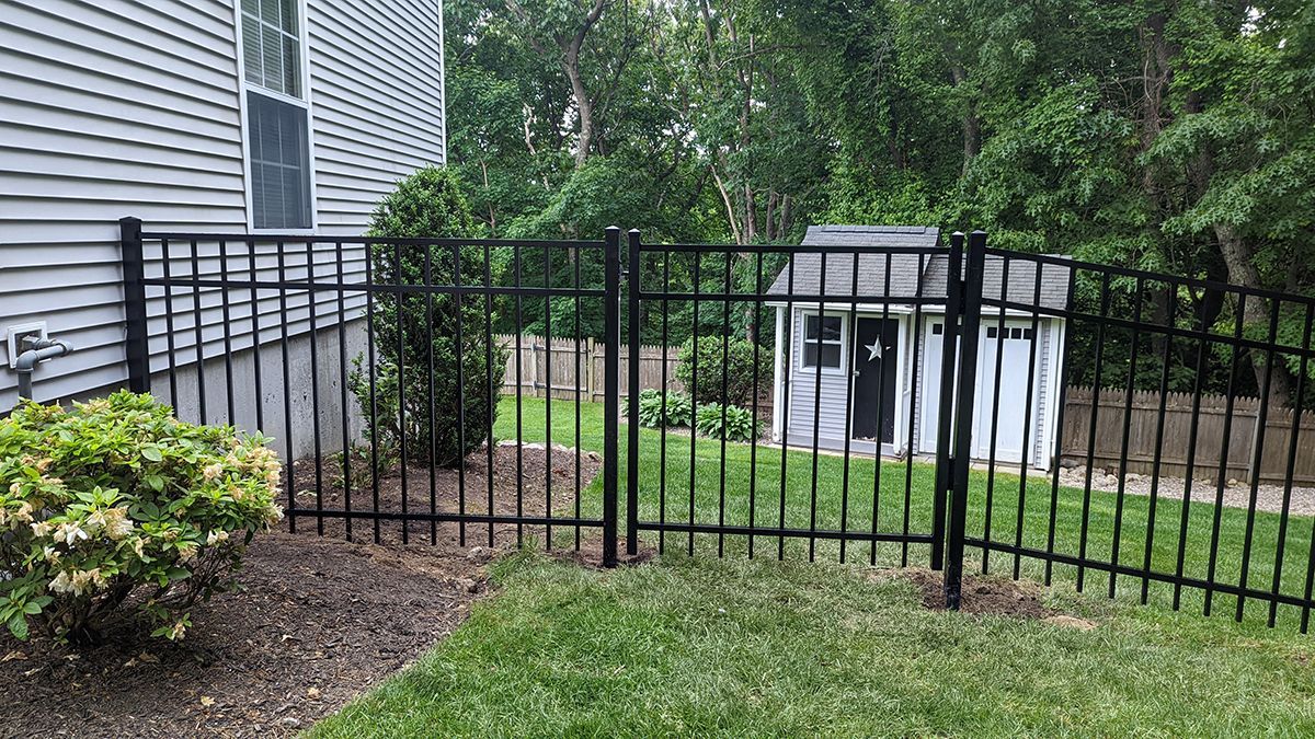 aluminum fence