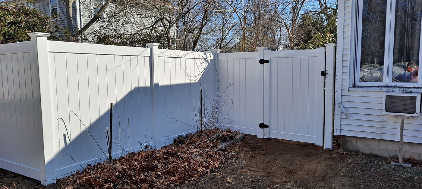 vinyl fence