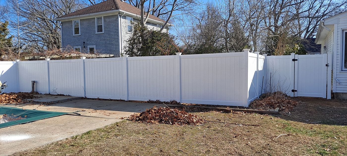 vinyl fence