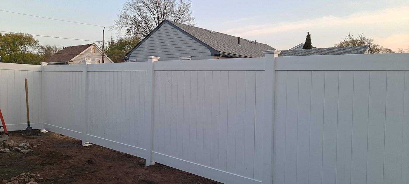 vinyl fence