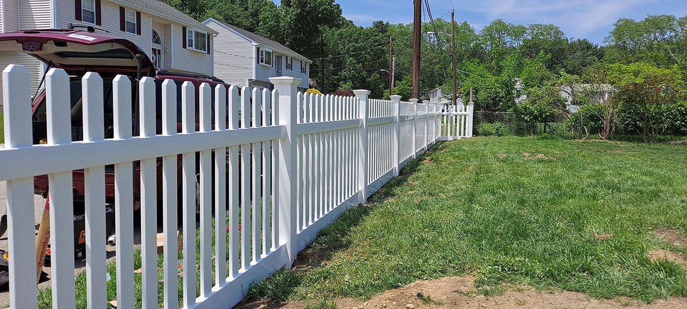 vinyl fence