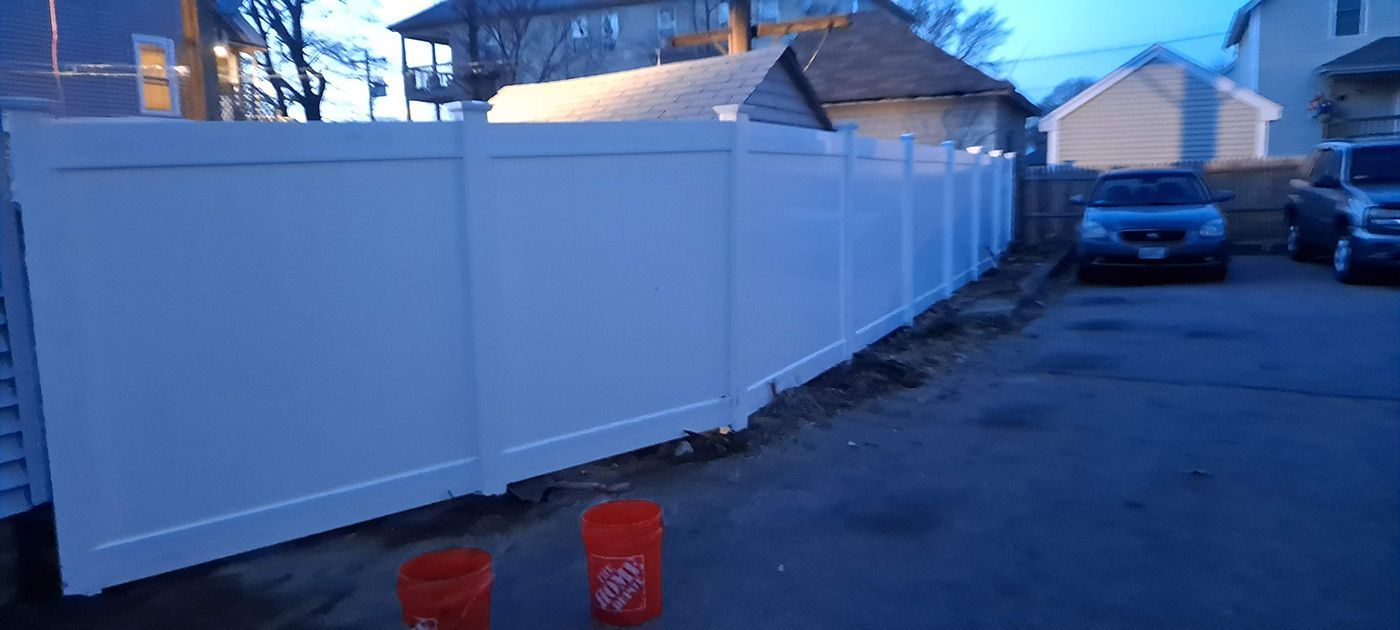 vinyl fence