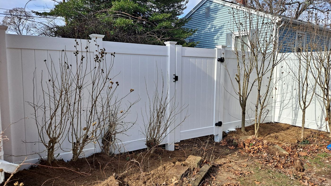 vinyl fence