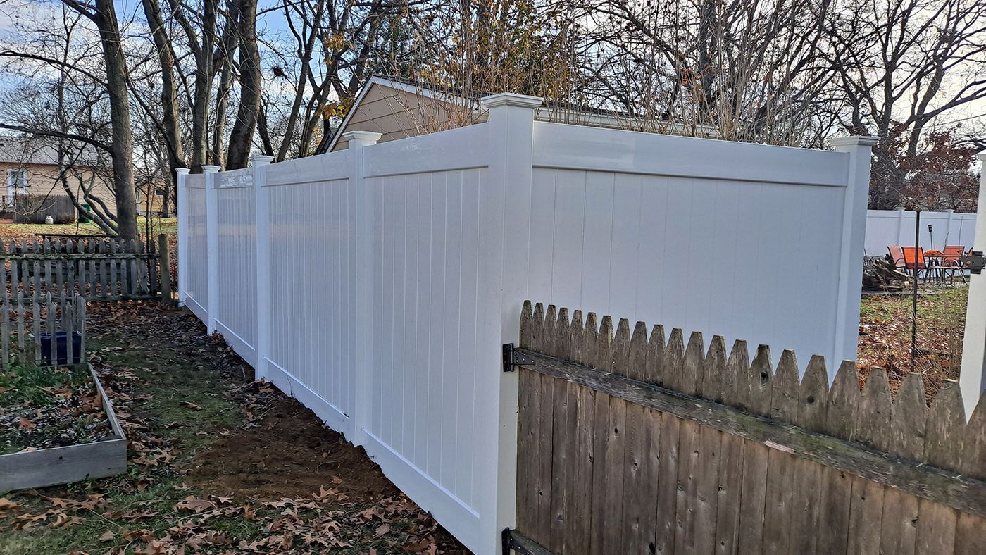 vinyl fence