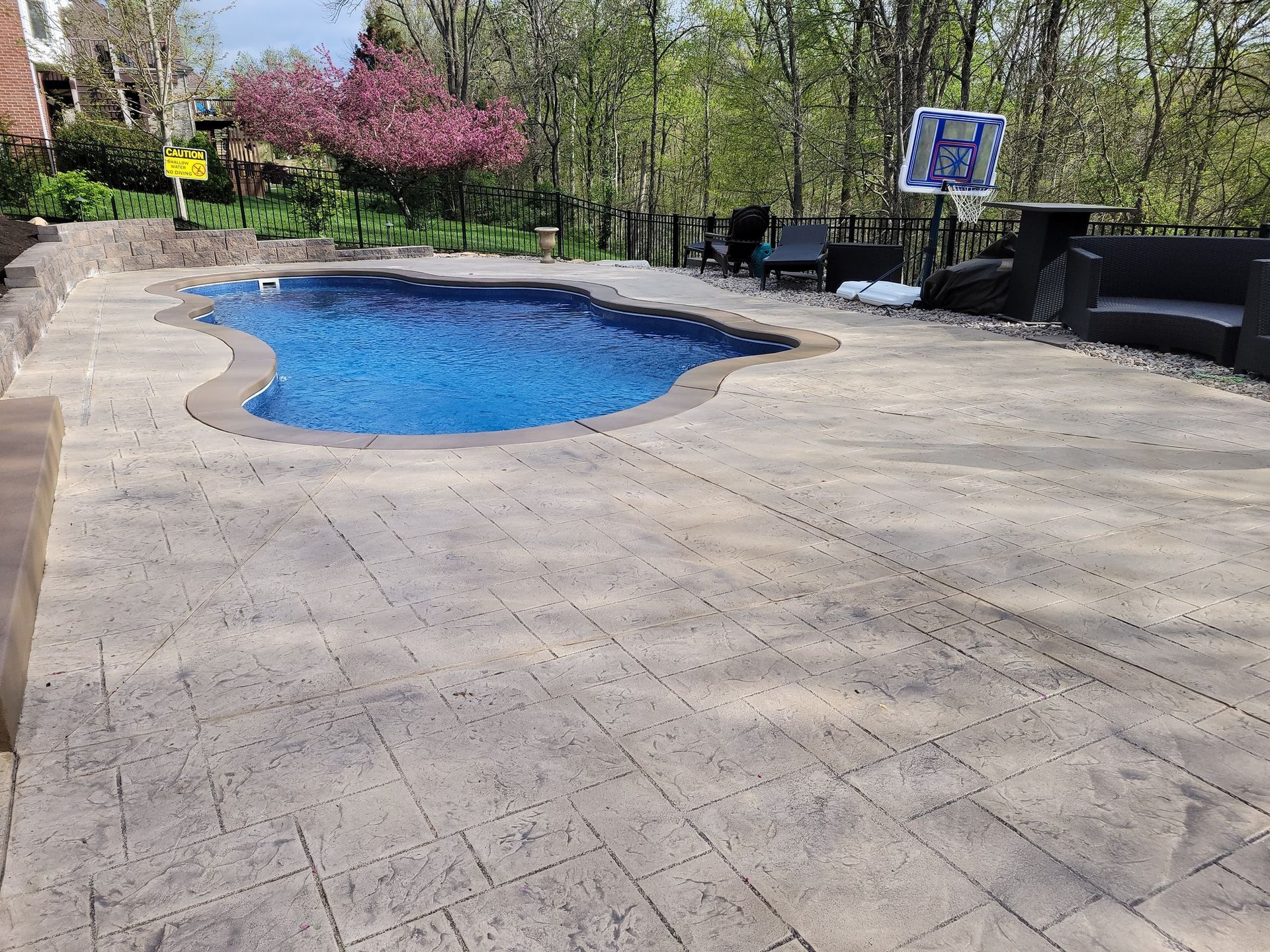 Stamped concrete overlays