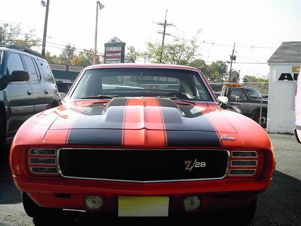 Red car