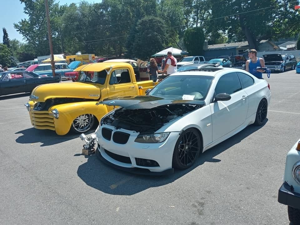 Car show event