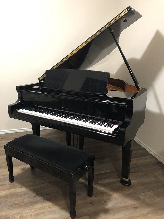 Grand piano