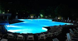Lighting in pool at night