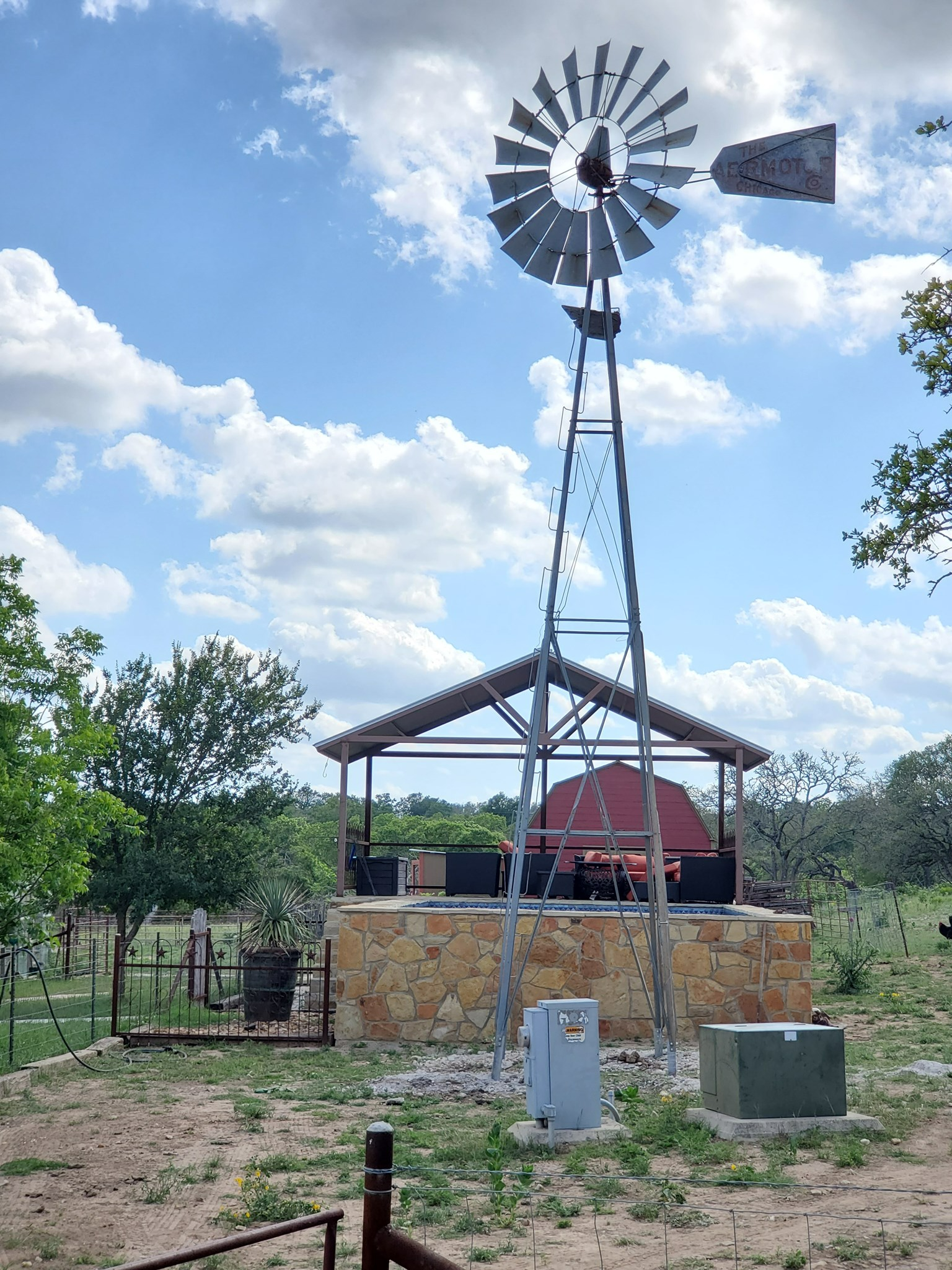 Efficient windmill services