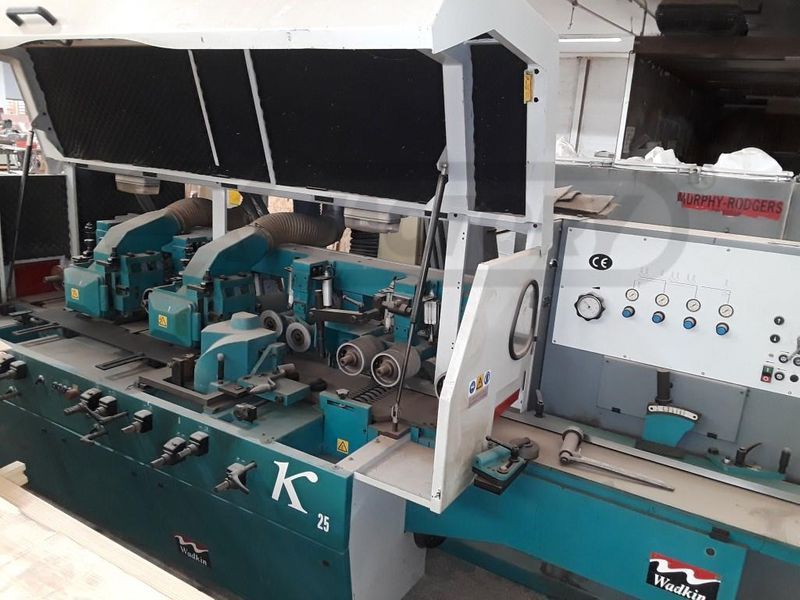 A machine that has the letter k on it