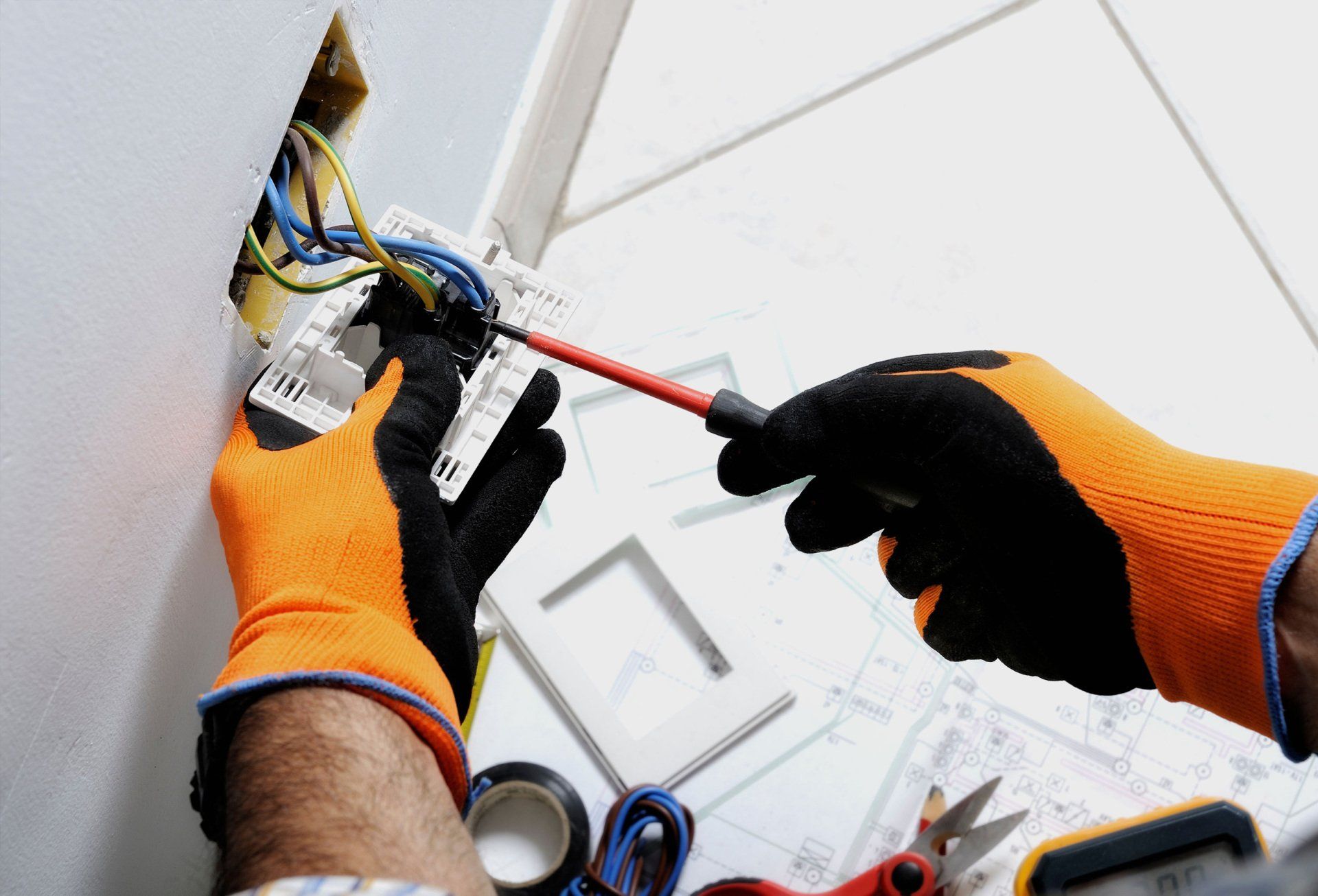 Electrical socket repair