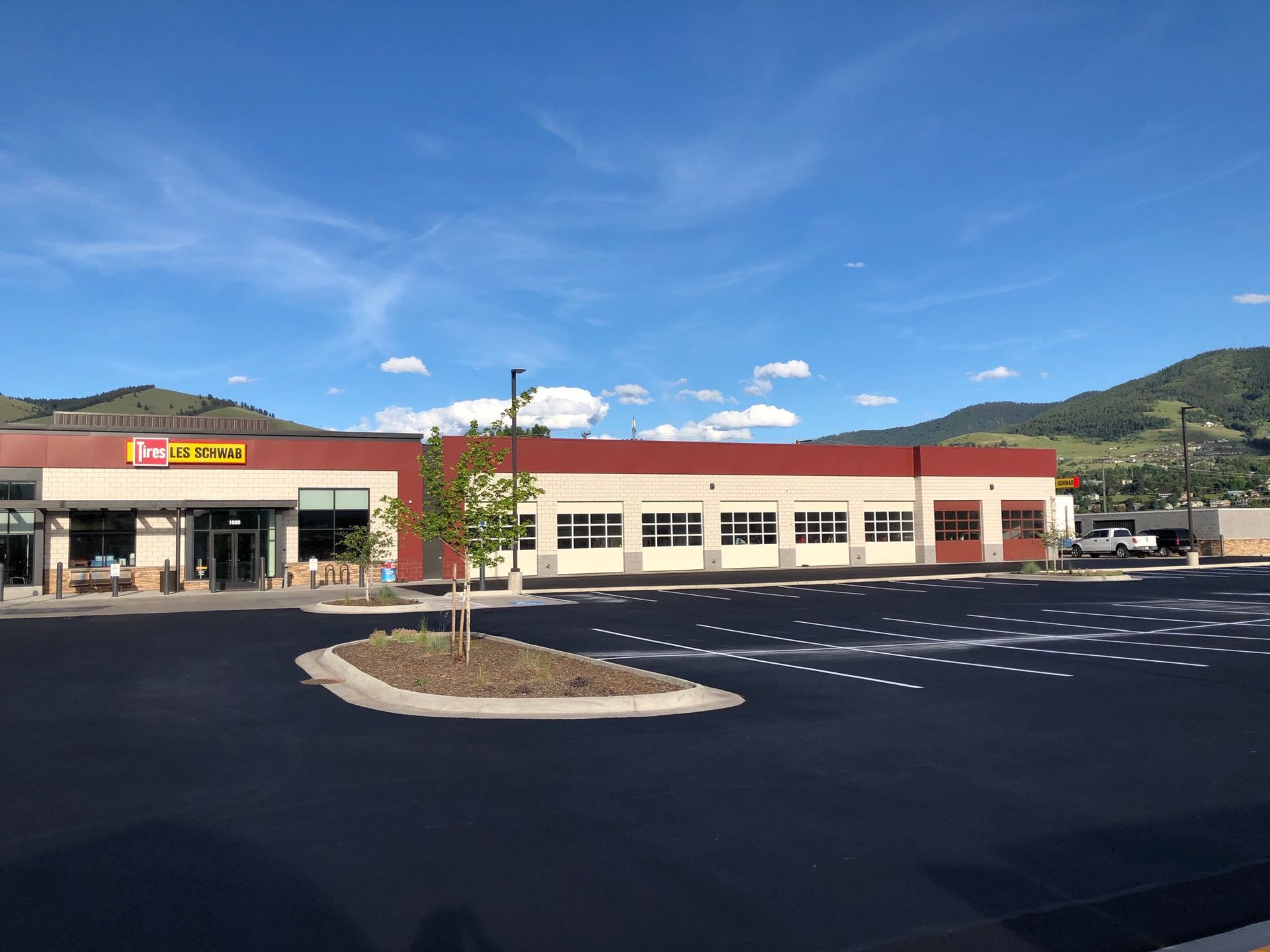 Commercial paving services