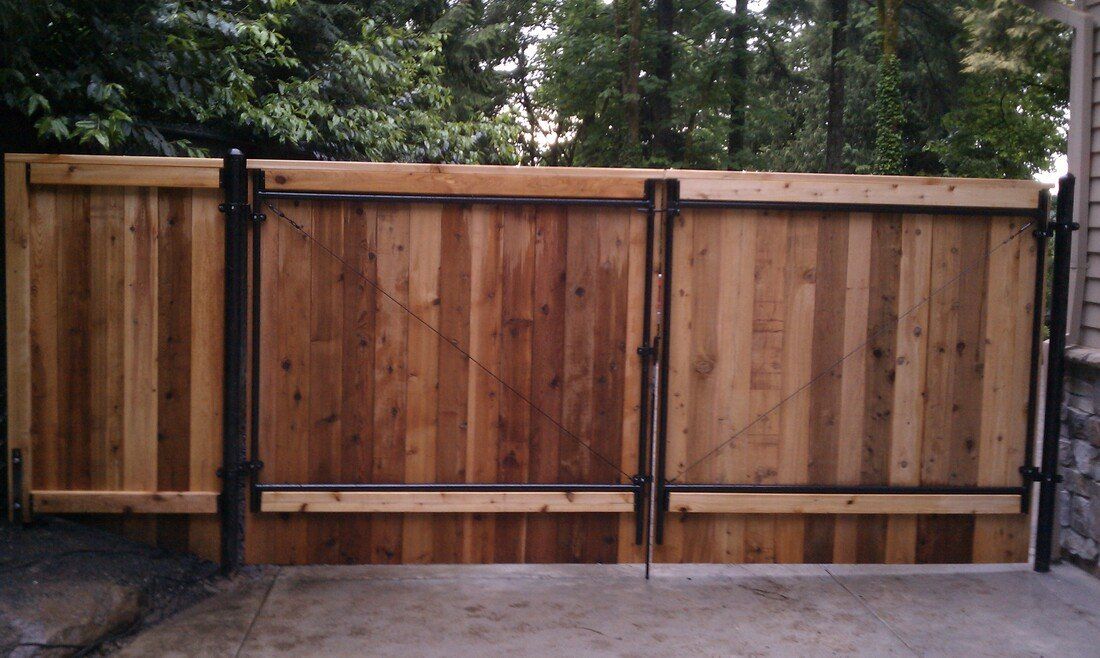 gate with metal frame